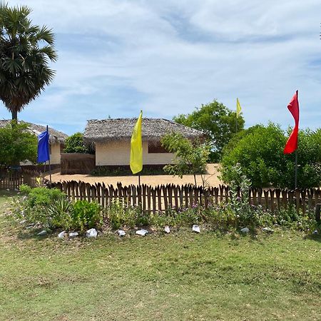 Mks - Kite & Wing Foil Camp Villa Kalpitiya Exterior foto