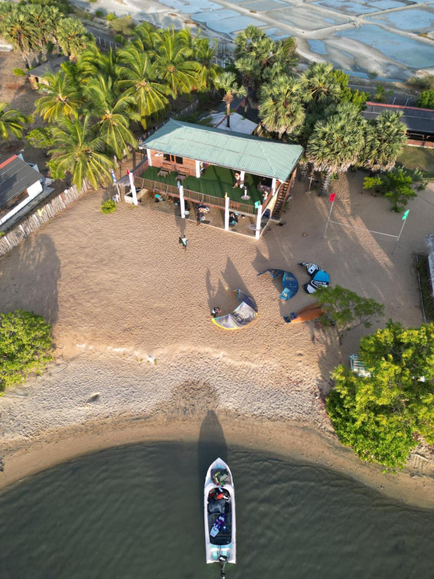 Mks - Kite & Wing Foil Camp Villa Kalpitiya Exterior foto